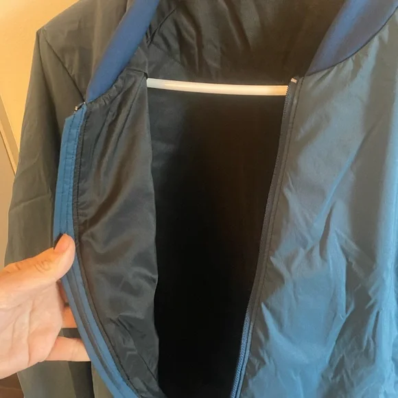 Jacket - Picture 4 of 6